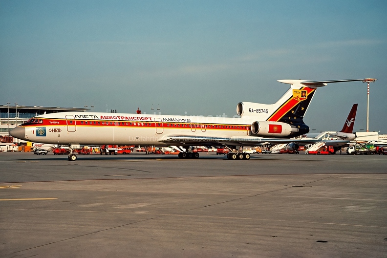 Meta Aviotransport Macedonia, RA-85745