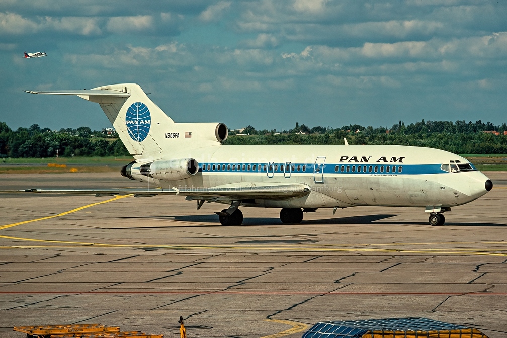 Pan Am, N356PA